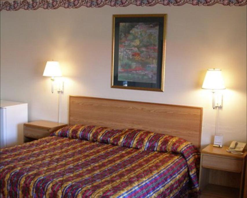 Red Carpet Inn Starke Rum bild